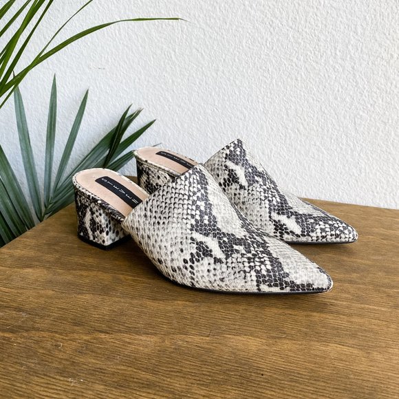 steven florin block heel pumps